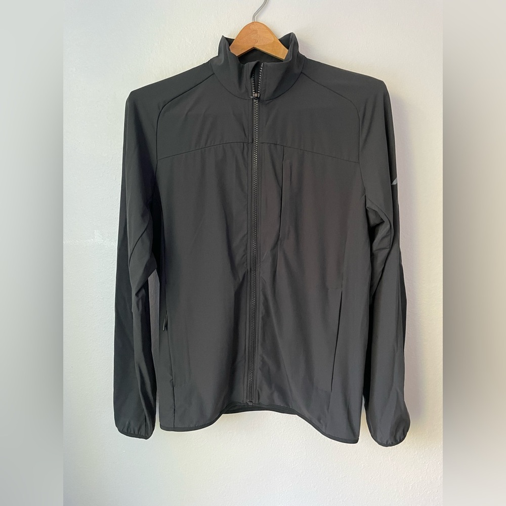 Men’s Hill City Black Athletic Windbreaker Water Resistant Zip Jacket, Small
